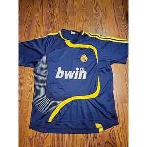 Real Madrid Soccer Jersey Mens Size Large Futbol Shirt Bwin Top